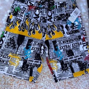 Graphic Print Men Shorts